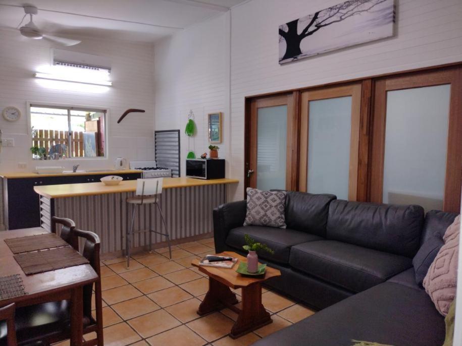 Bargara Gardens Boutique Villas Extérieur photo