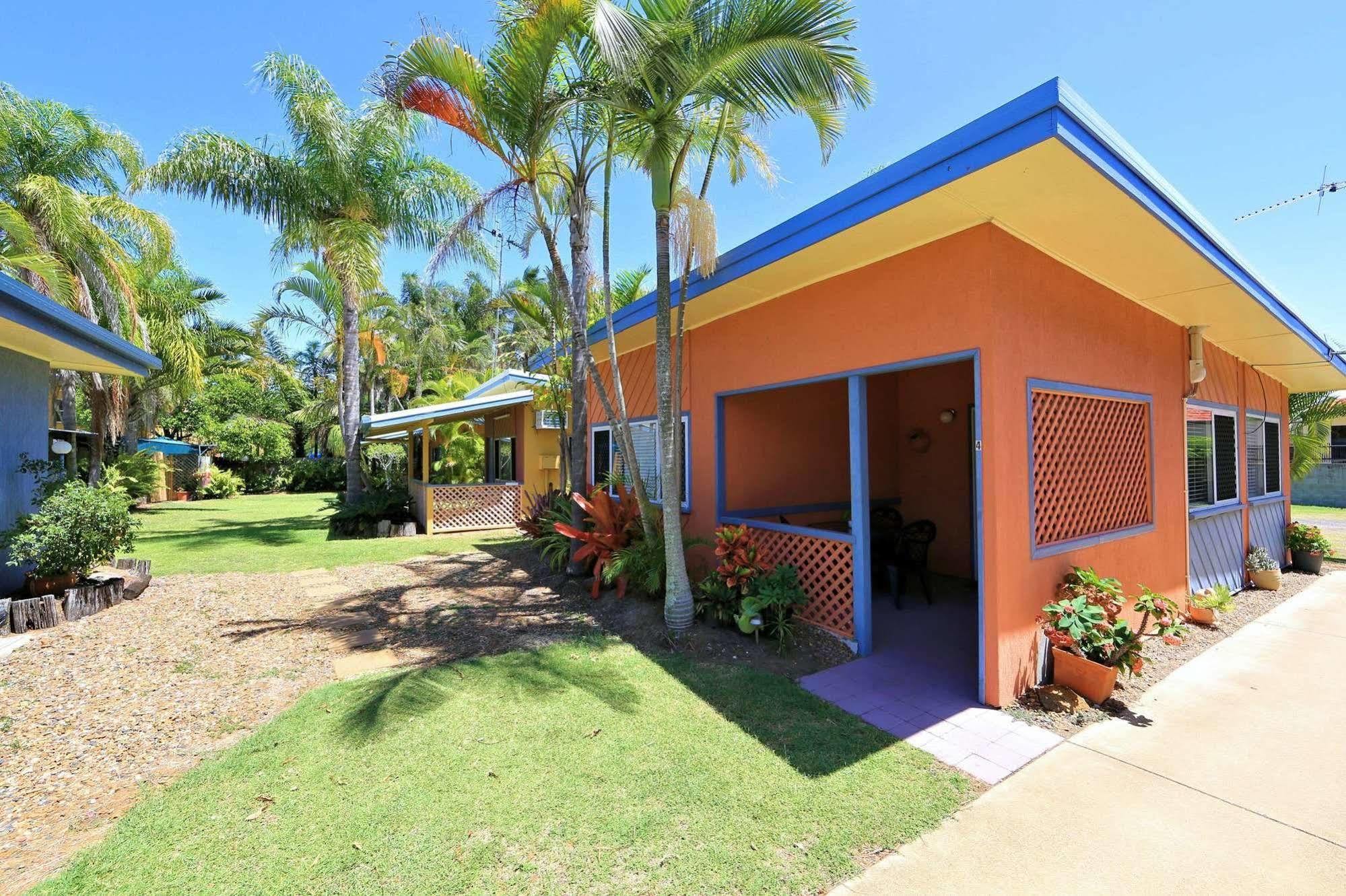 Bargara Gardens Boutique Villas Extérieur photo