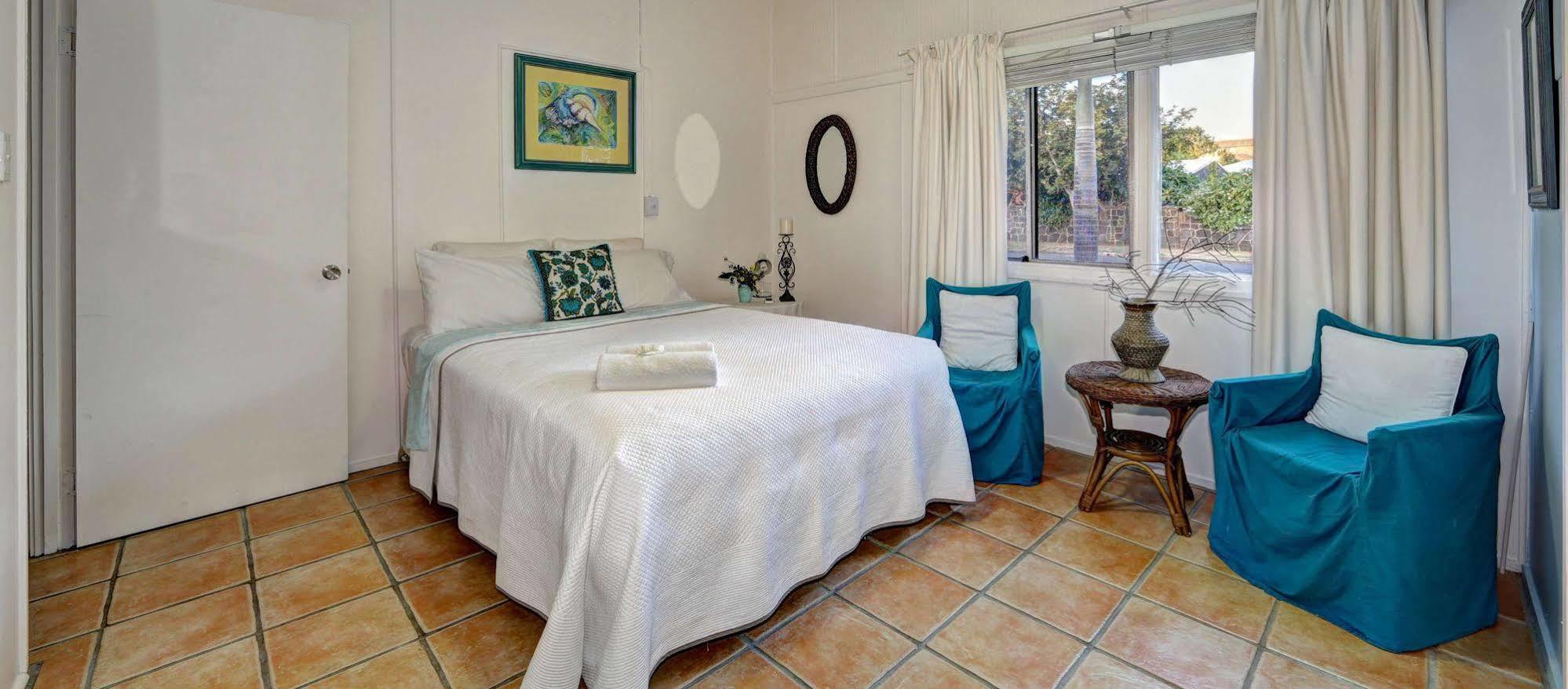 Bargara Gardens Boutique Villas Extérieur photo