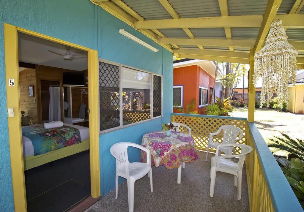 Bargara Gardens Boutique Villas Extérieur photo